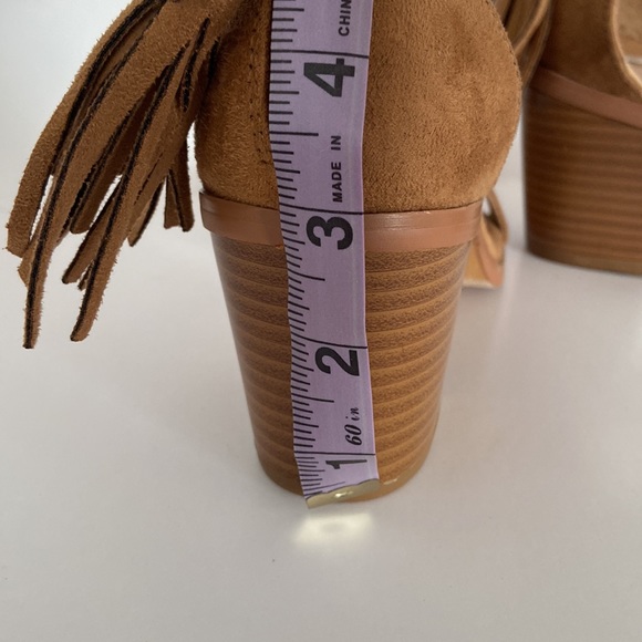 Hot Kiss Ankle Strap Heels - Tan -Size 6.5 - Picture 4 of 6